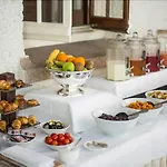 Chateau La Chaire Отель 4*