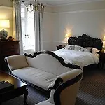 Chateau La Chaire Отель