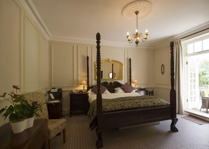 Chateau La Chaire מלון