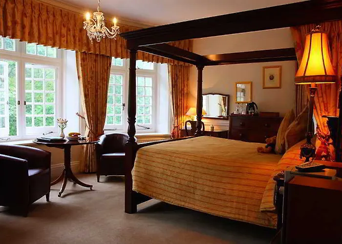 Chateau La Chaire Hotel 4*