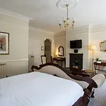 Chateau La Chaire 4* Rozel