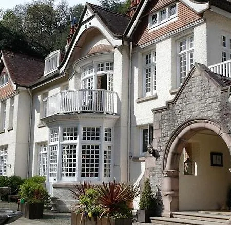Chateau La Chaire Hotel
