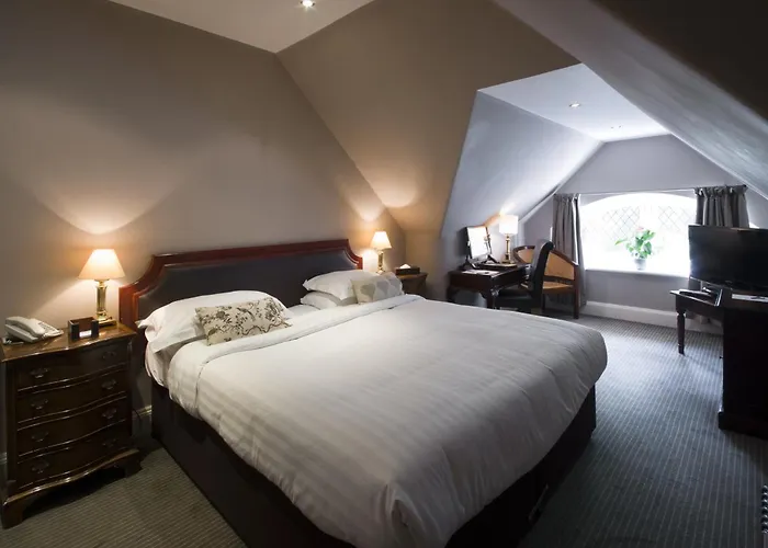 Chateau La Chaire Hotel Rozel