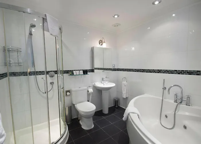 Chateau La Chaire 4* Rozel