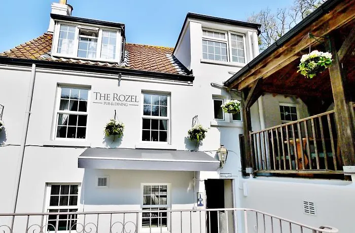 Chateau La Chaire Hotel