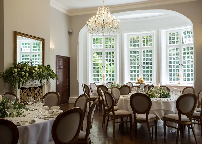 Hotel Chateau La Chaire 4*