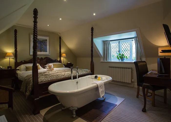 Chateau La Chaire Hotel